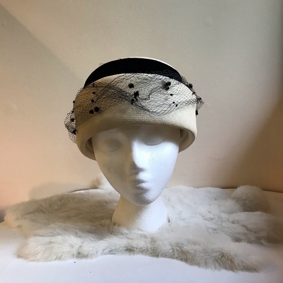 Vintage Union Made Straw Pillbox Hat Black Netting - Picture 7 of 11